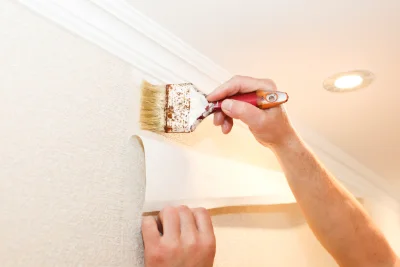 Pose de papier peint à Giou-de-Mamou — revêtements muraux et toiles de verre